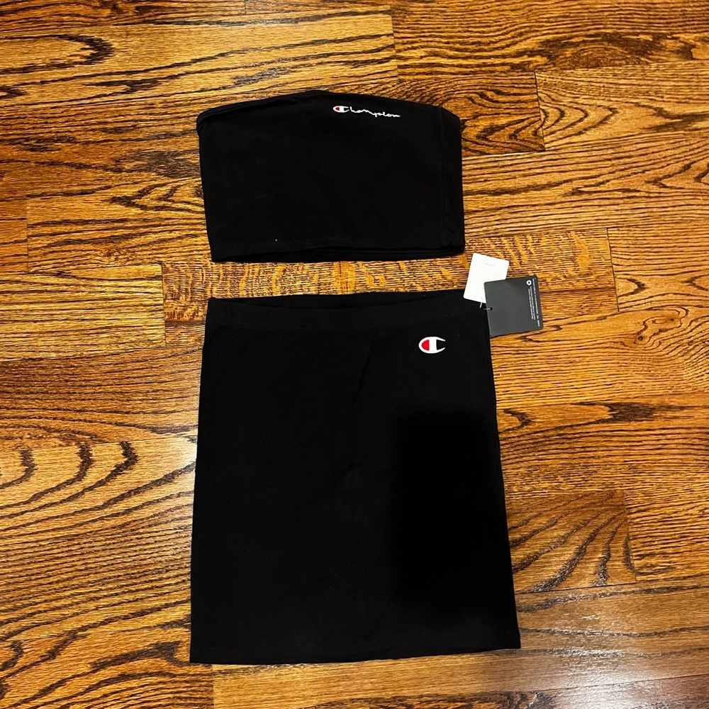 Champion mini skirt and cropped top set SMALL
